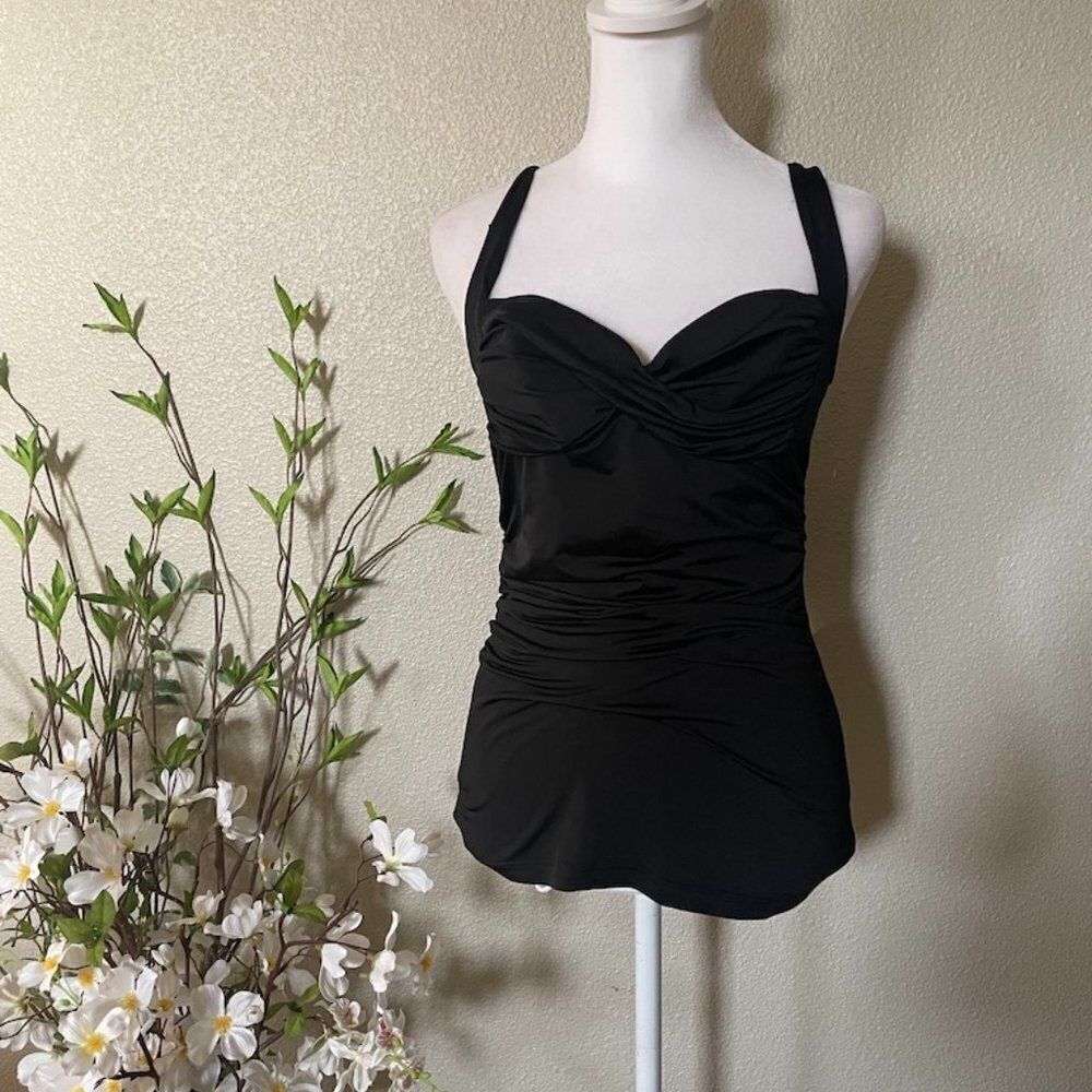 Rampage Women Top w/ Brooch in the back- Size M
